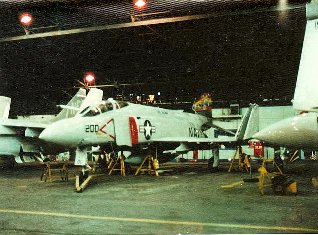 f4_100
