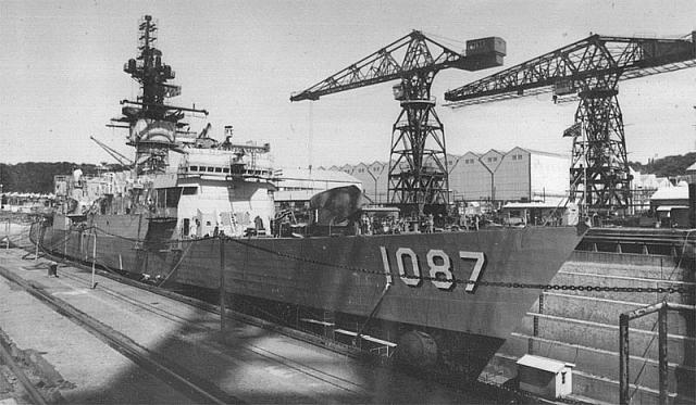 USS_Kirk_FF_1087