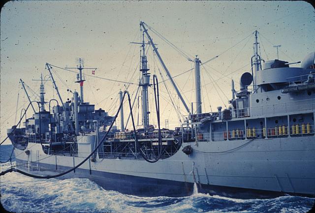 refueling_tanker_1954_med01