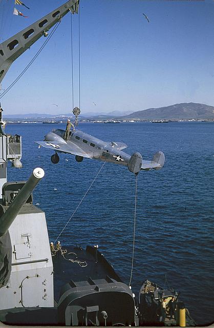 hoist plane for return