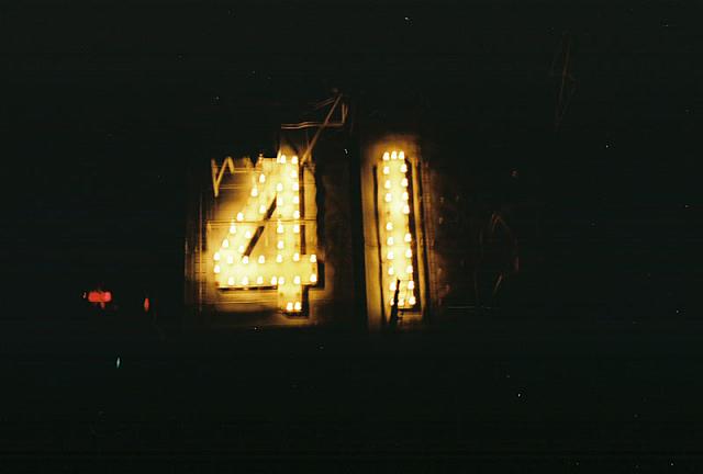 41-in-lights-1977