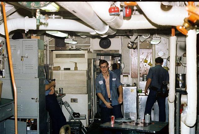 MMFN_Dirksen_facing_MMFN_La