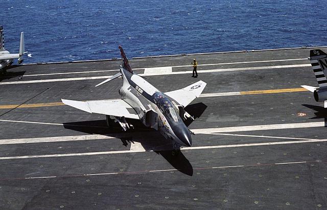 midway at sea02_1.jpg