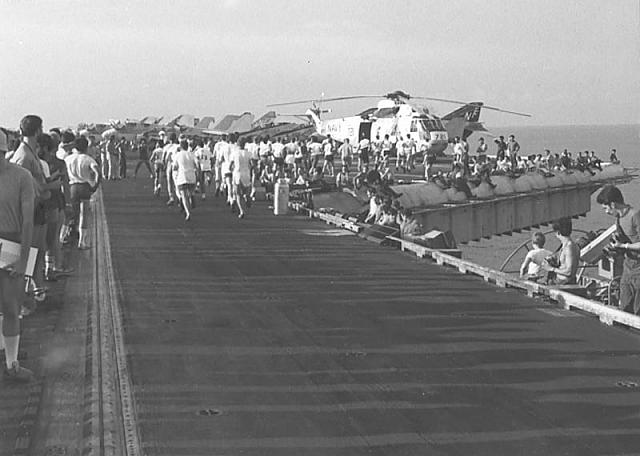flight_deck_race1981
