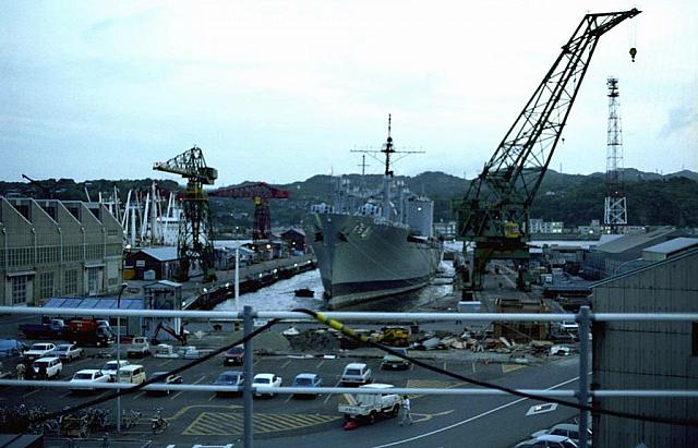ships in yokosuka05_1.jpg