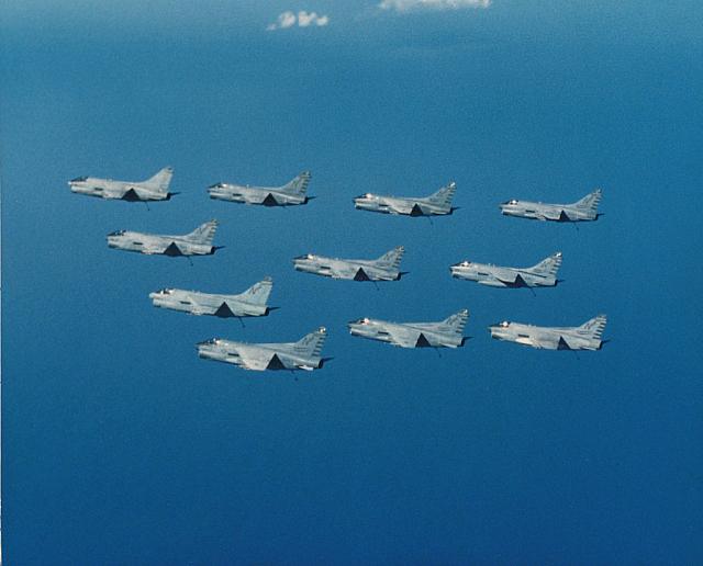 VA-93-RavenFormation1