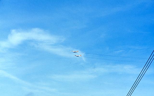 Fly_By
