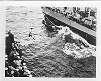 USS MIDWAY 1946 003