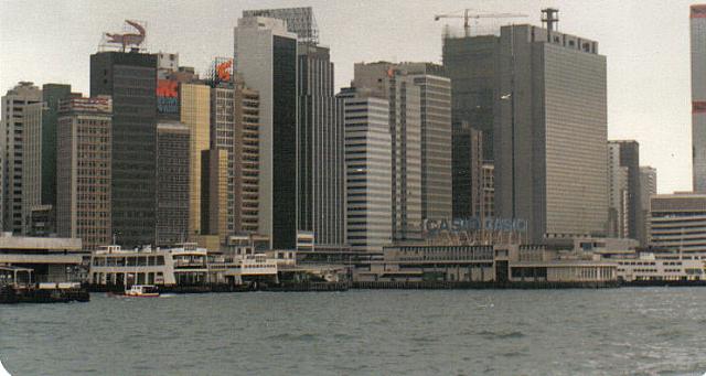 HK_by_the_star_ferry