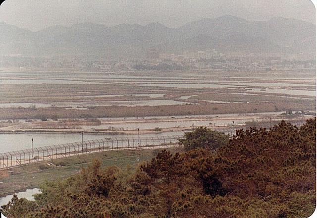 Sthn border to communist China