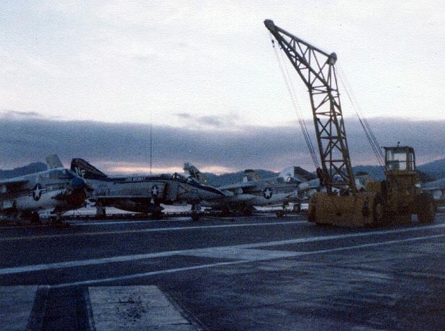USS_Neverdock_flightdeck