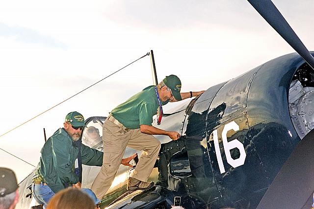 Securing F4U cowling [11-11-09] - Clint Griffin photo
