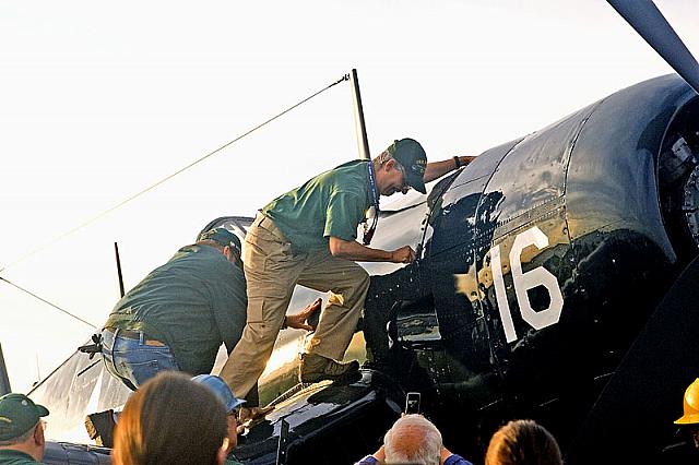 Securing F4U cowling [11-11-09] - Clint Griffin photo