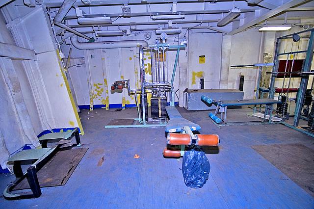 015 - Weight room equipment [4-08-09] - Clint Griffin photo