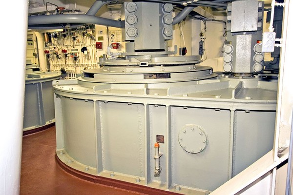 006 - Chain Locker Windlass Room [3-04-09] - Clint Griffin