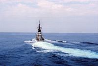 USS_Jospeh_Strauss_DDG-16_9