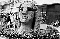 Sculpture_outside_Shibua_st