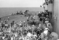 unknown_landing_celebration_001