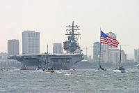 CVN_76_arrival_6